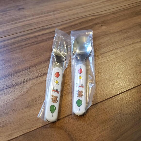 Vintage The Bear House 5-Piece Child’s Dinnerware Set Toddler Melamine - Picture 5 of 9